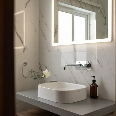 The Penthouse By Shmoo - Ferries