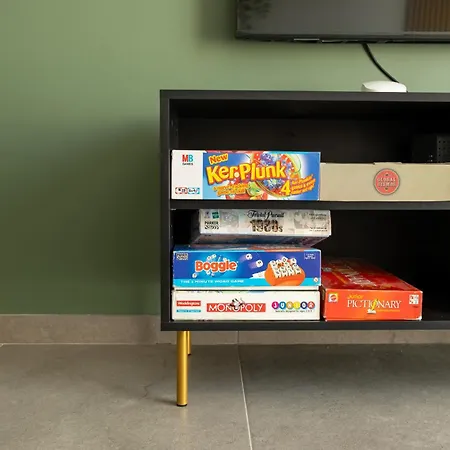 The Penthouse By Shmoo - Ferries