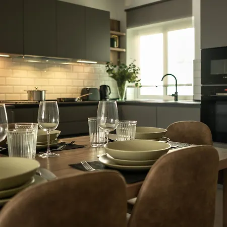 The Penthouse By Shmoo - Ferries Apartamento *