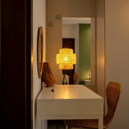 The Penthouse By Shmoo - Ferries Apartman *