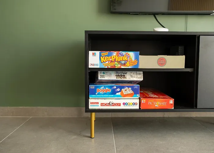 The Penthouse By Shmoo - Ferries