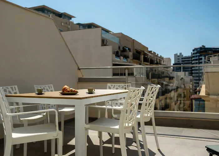 The Penthouse By Shmoo - Ferries Apartament