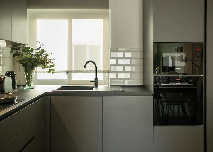 The Penthouse By Shmoo - Ferries *