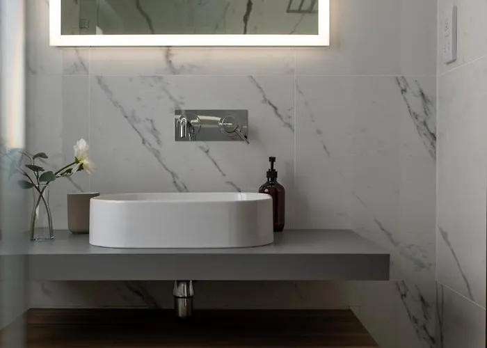 The Penthouse By Shmoo - Ferries *